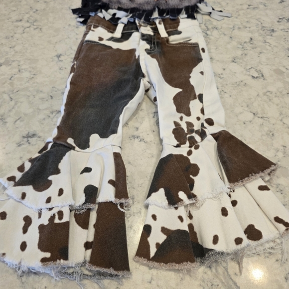 Johnny Cash Fringe T-shirt & Cow Print Flare Jeans Size 6-12 Months - Picture 3 of 15